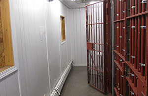 Photo of detention area in Eabametoong’s police station that does not meet standards